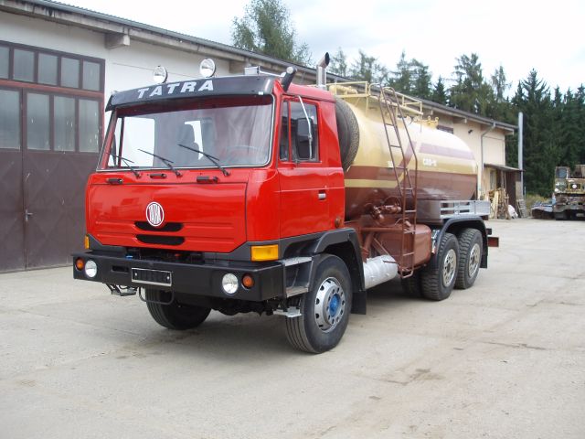 Tatra 815 CAS 11 pro odvoz kalů a čištění jímek